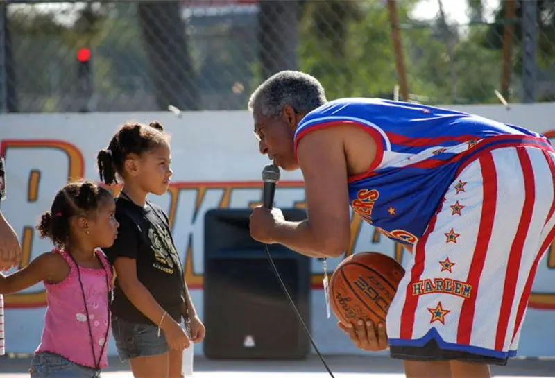 Youth Mentor Volunteer Opportunities | Ballin' For Peace